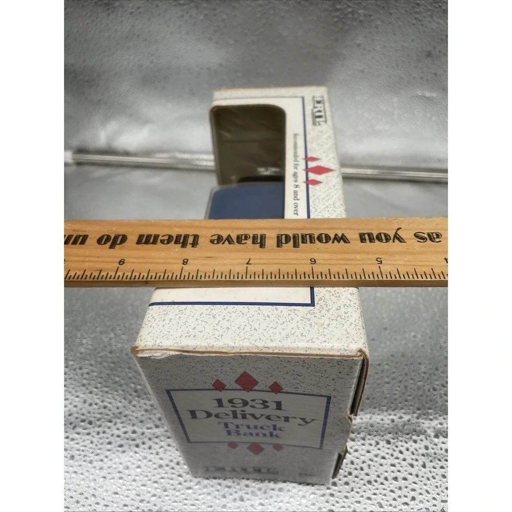 ERTL 1931 Delivery Truck Bank True Value‎ Hardware 1/34 Scale Die-Cast Metal NIB